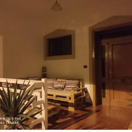 Apartment 6 At Center