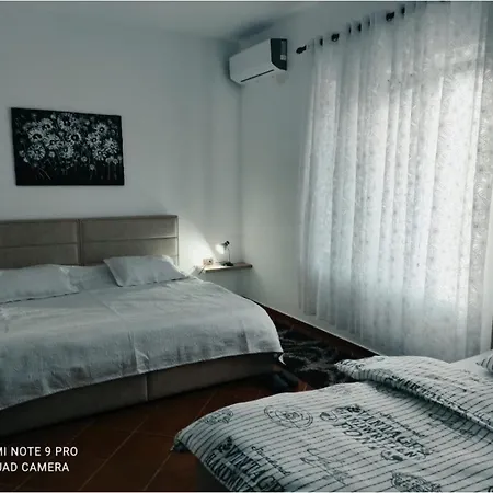 6 At Center Apartment *