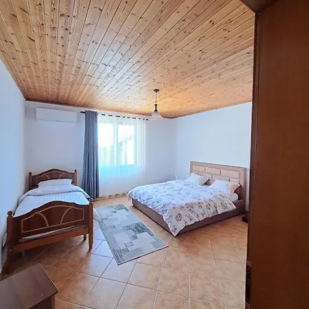 6 At Center Apartment *